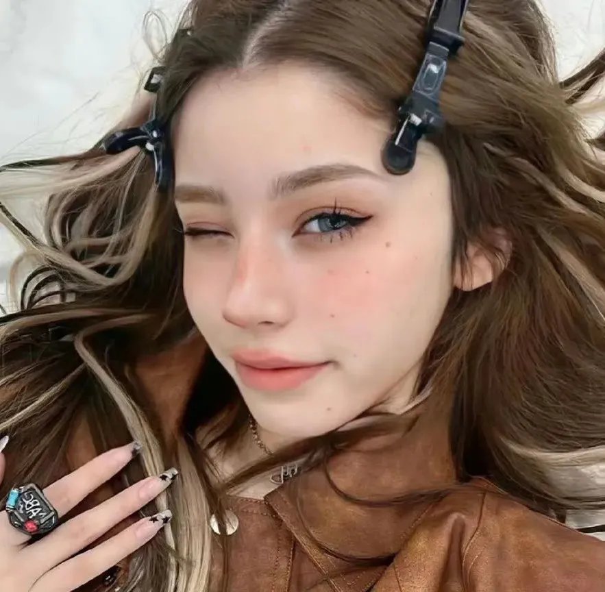 谱写明日的照相馆